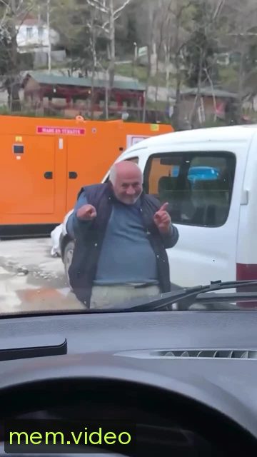 Кадр на 0:01