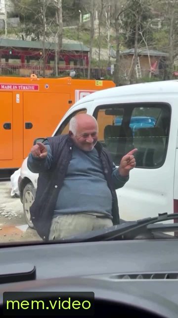 Кадр на 0:09
