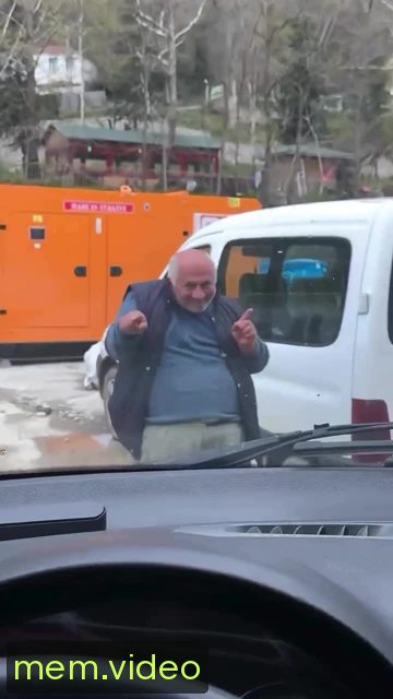 Кадр на 0:01