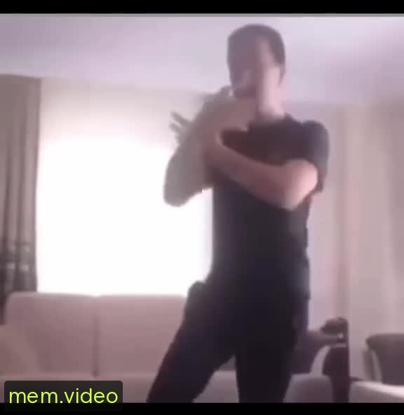 Кадр на 0:06