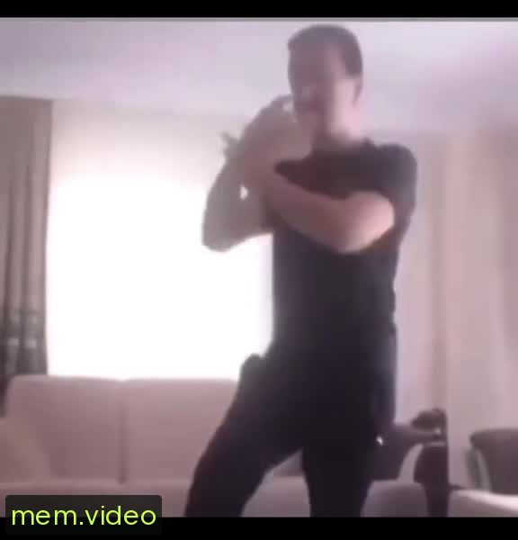 Кадр на 0:06