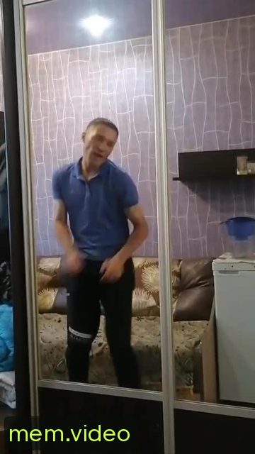 Кадр на 0:01
