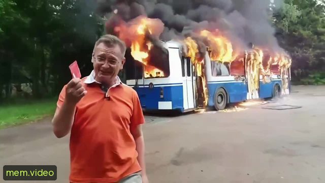 Кадр на 0:04