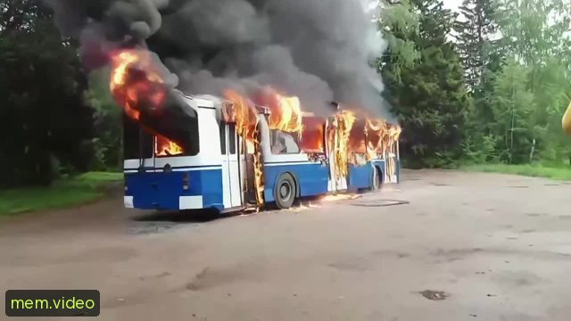 Кадр на 0:12
