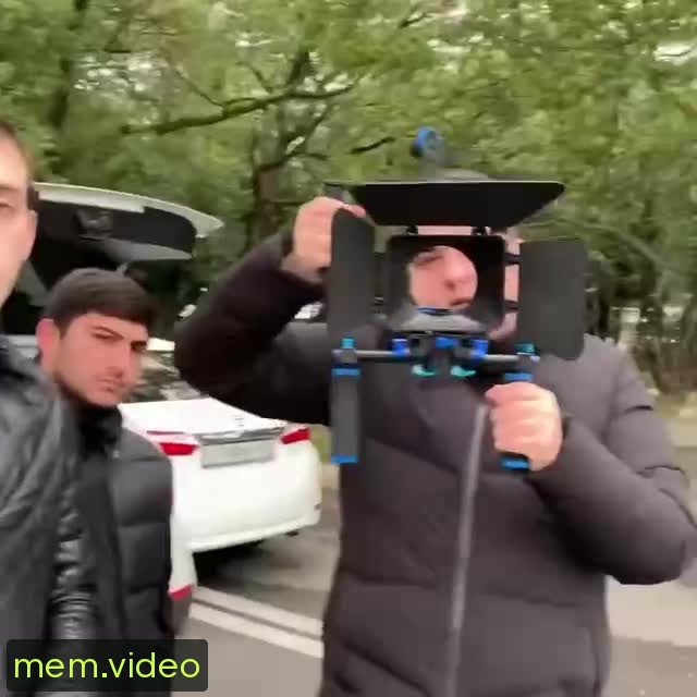 Кадр на 0:03