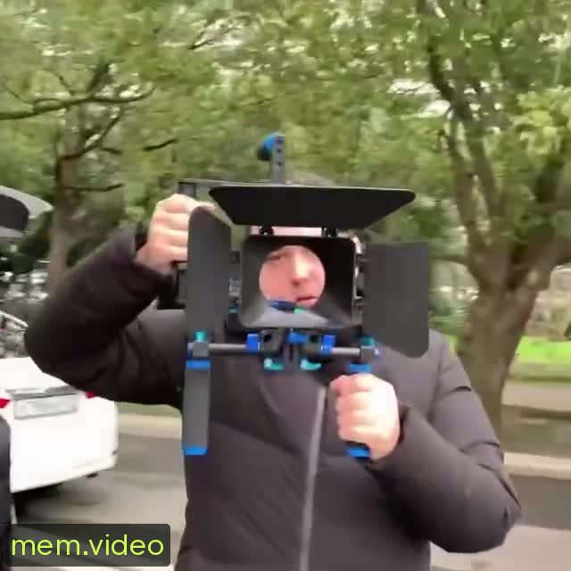 Кадр на 0:03