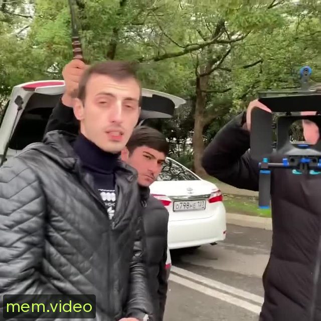 Кадр на 0:02