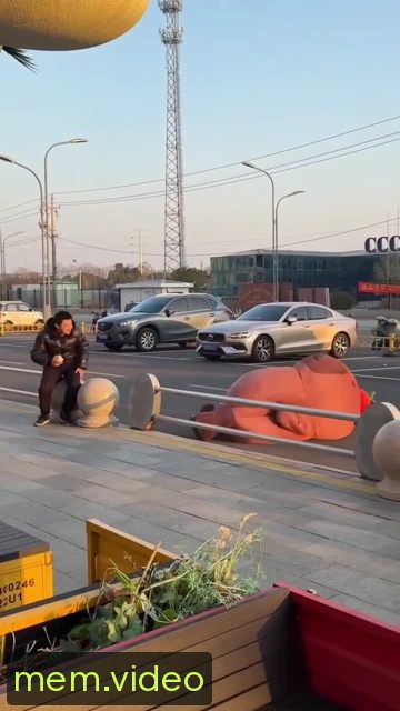 Кадр на 0:11