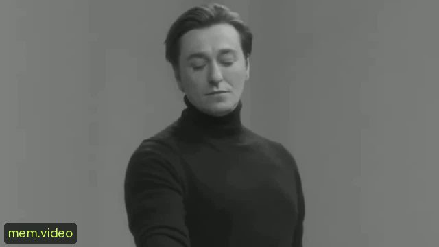 Кадр на 0:01