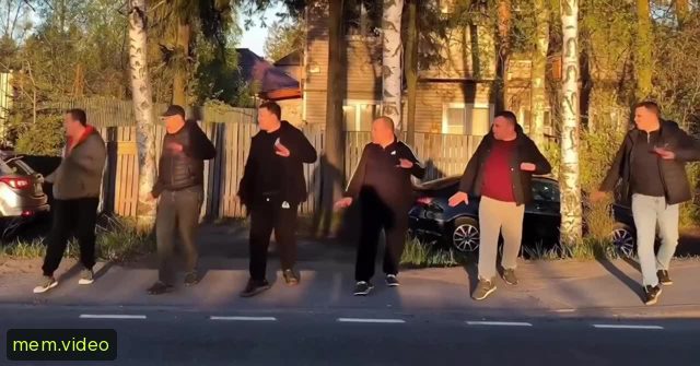 Кадр на 0:02