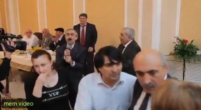 Кадр на 0:01