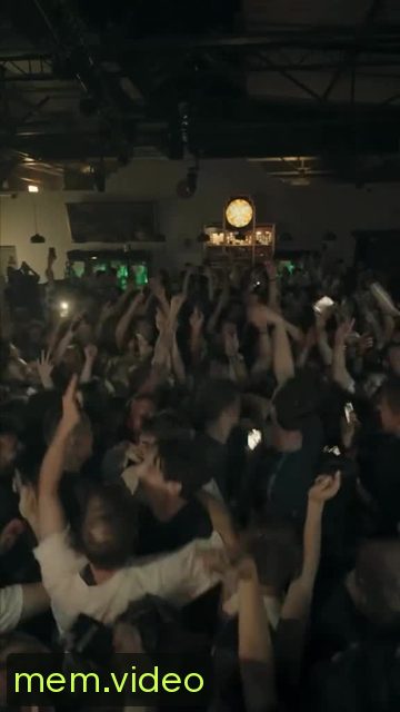 Кадр на 0:18