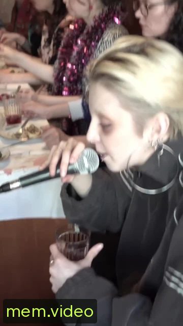 Кадр на 0:02