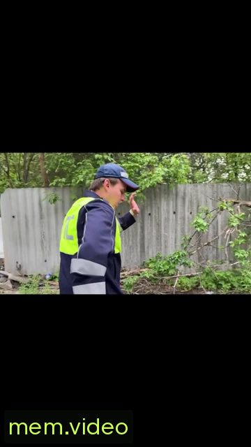 Кадр на 0:06
