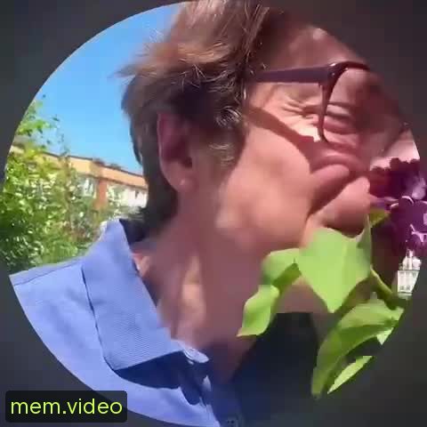 Кадр на 0:03