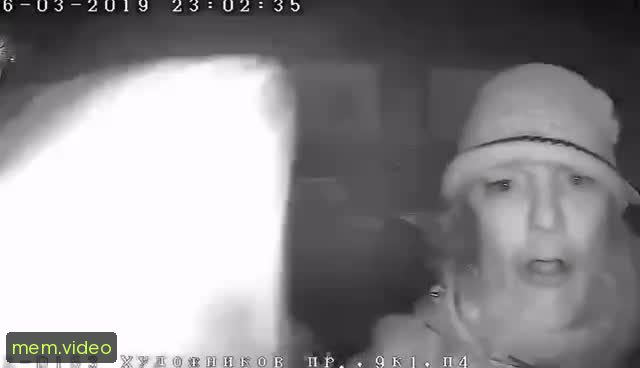 Кадр на 0:06