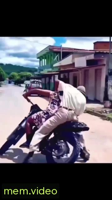 Кадр на 0:04