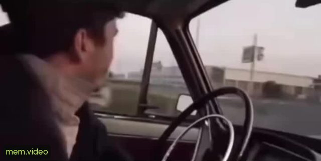 Кадр на 0:02