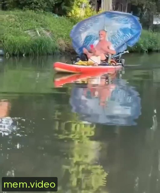Кадр на 0:02