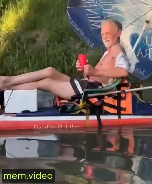 Кадр на 0:09