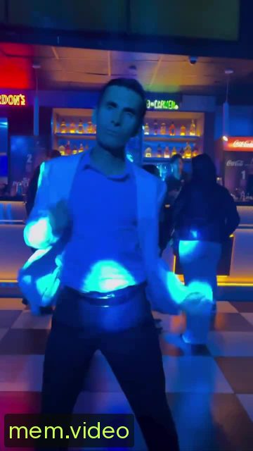 Кадр на 0:03