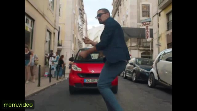 Кадр на 0:23