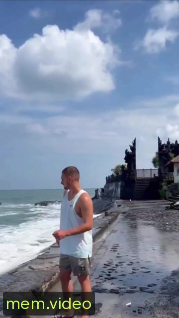 Кадр на 0:10
