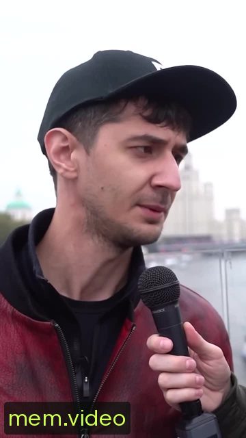 Кадр на 0:02