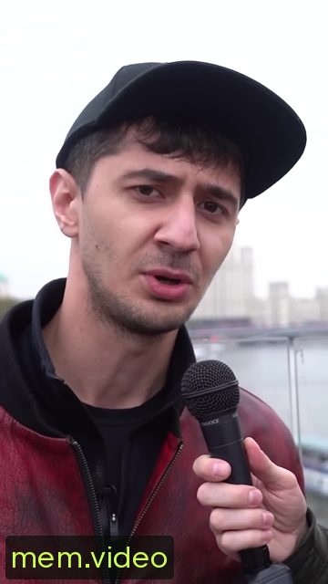 Кадр на 0:01
