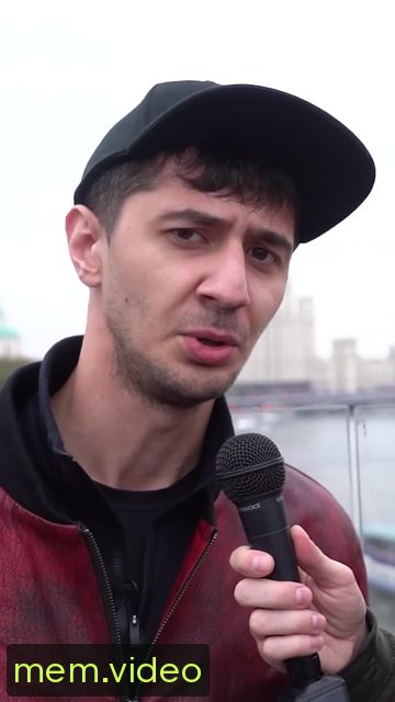 Кадр на 0:01