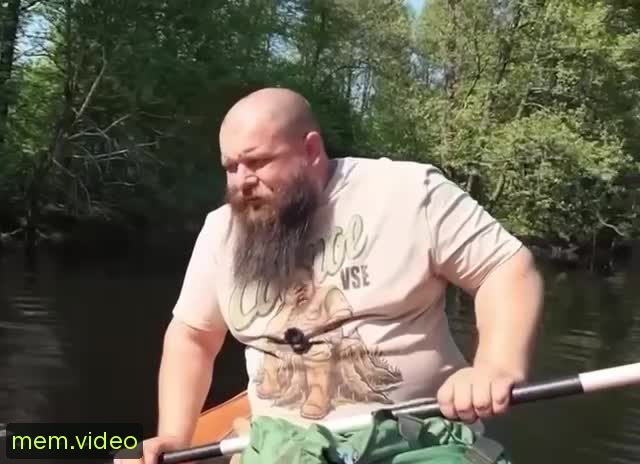 Кадр на 0:01