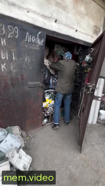 Кадр на 0:06