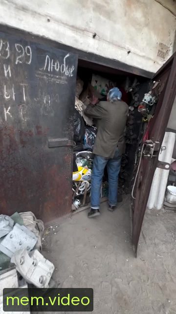Кадр на 0:06