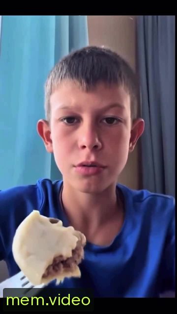 Кадр на 0:09