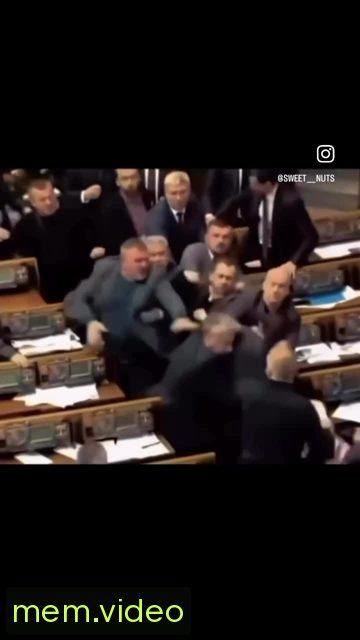 Кадр на 0:06