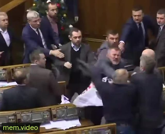 Кадр на 0:01