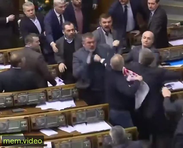 Кадр на 0:02