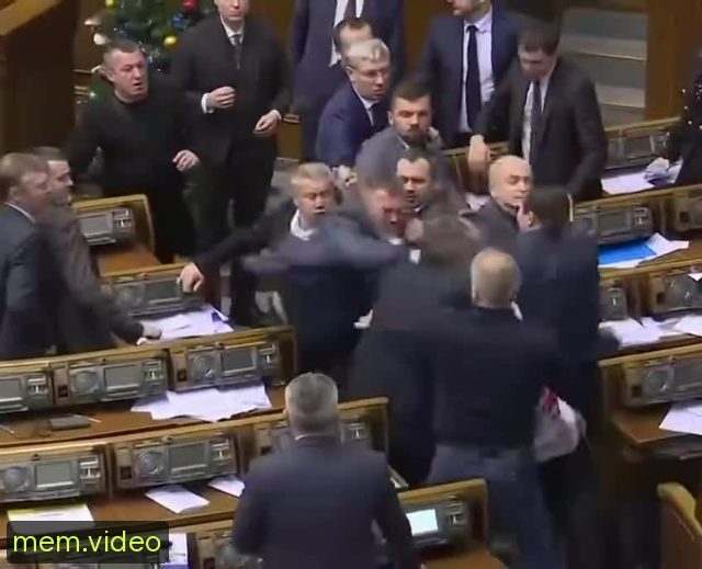 Кадр на 0:04