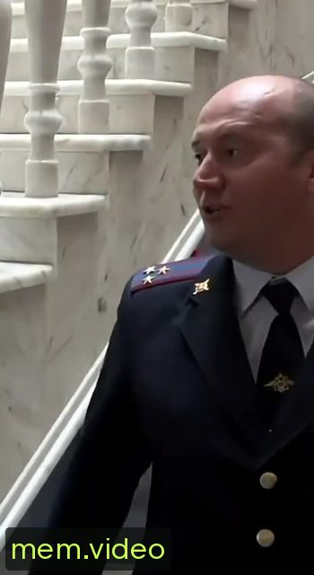 Кадр на 0:17