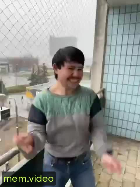 Кадр на 0:45