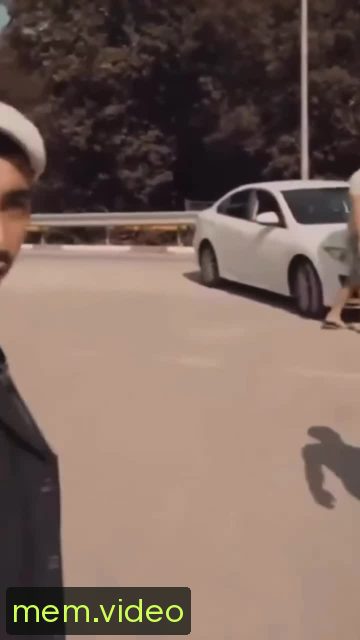 Кадр на 0:06