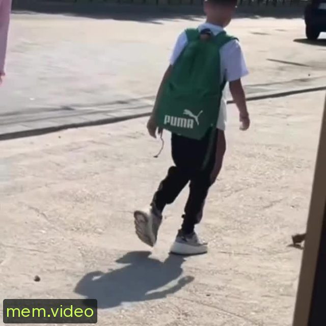Кадр на 0:01