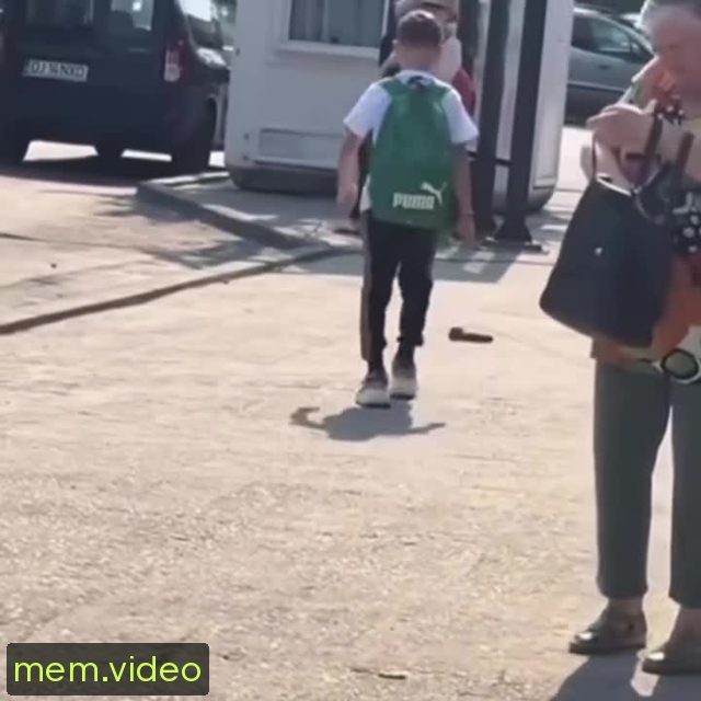 Кадр на 0:08
