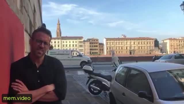 Кадр на 0:06