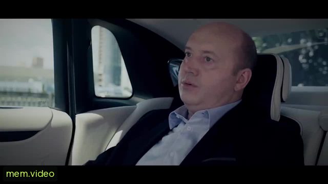 Кадр на 0:17