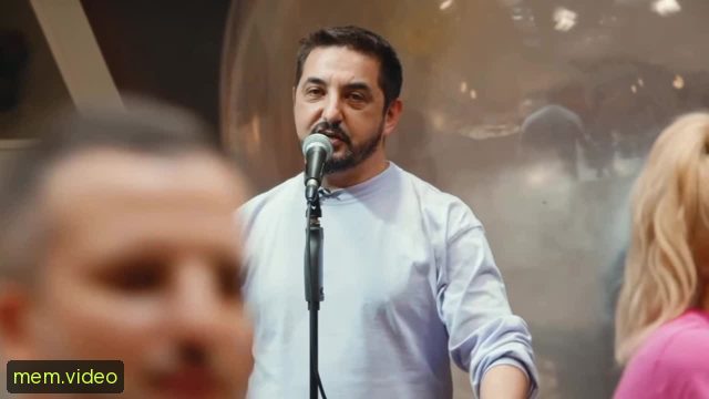 Кадр на 0:02