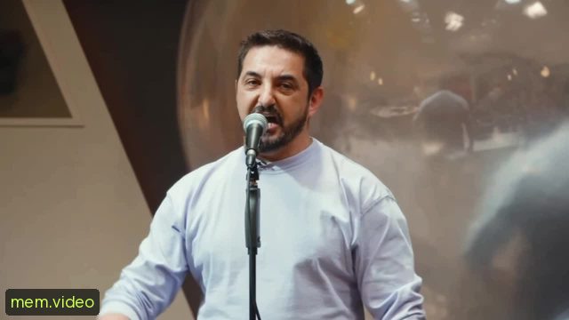 Кадр на 0:05
