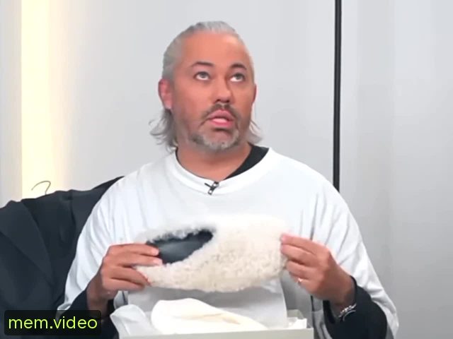 Кадр на 0:04
