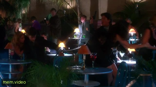 Кадр на 0:06