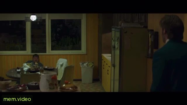 Кадр на 0:01